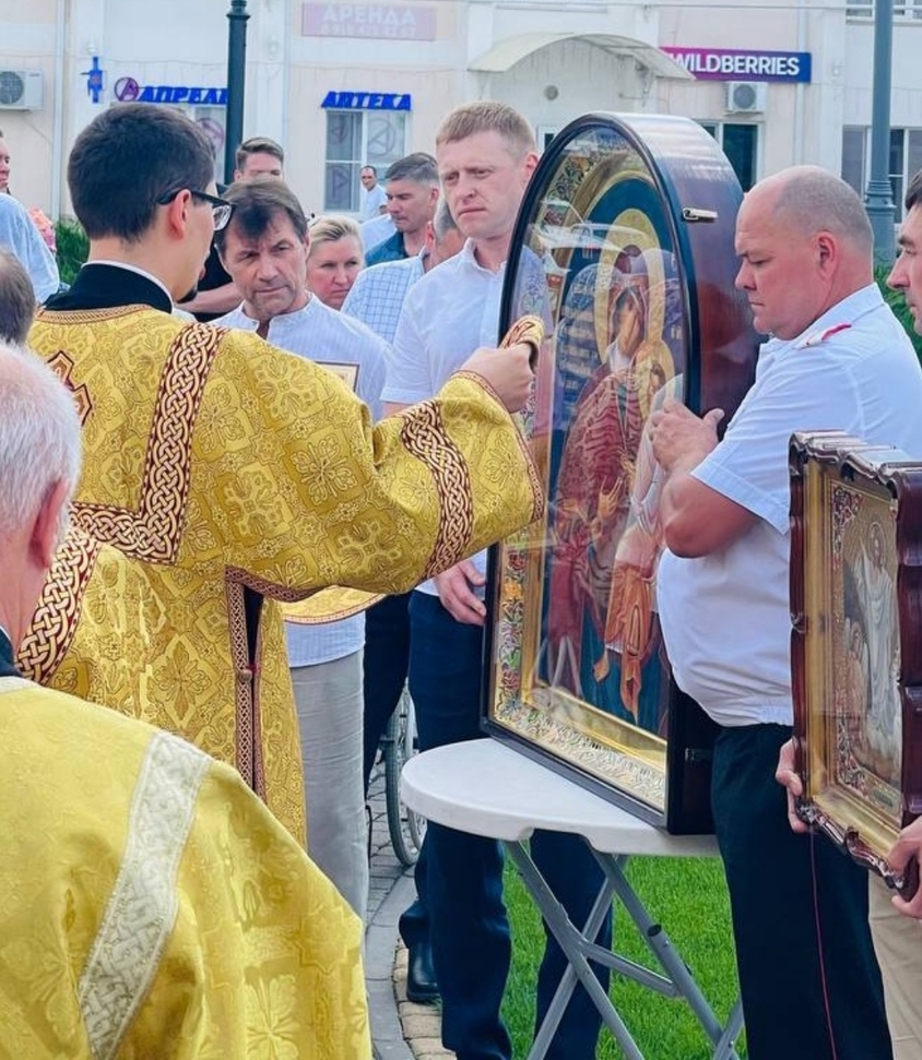 <span style="font-weight: bold;">Воцерковление</span>