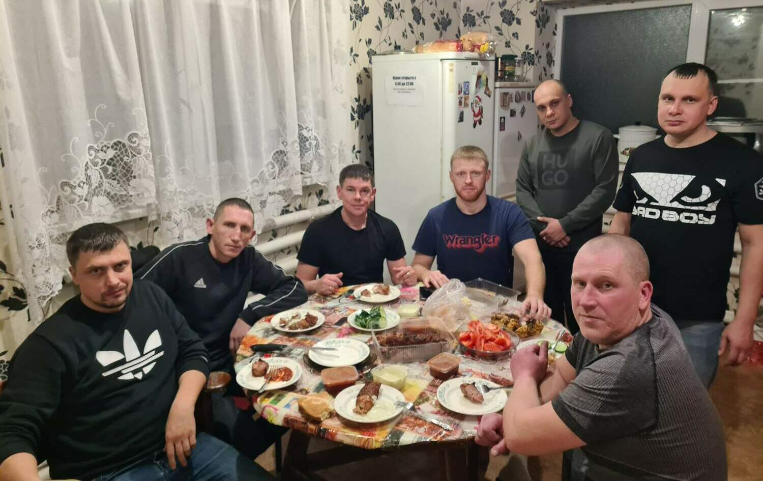 <span style="font-weight: bold;">Проживание и питание</span>